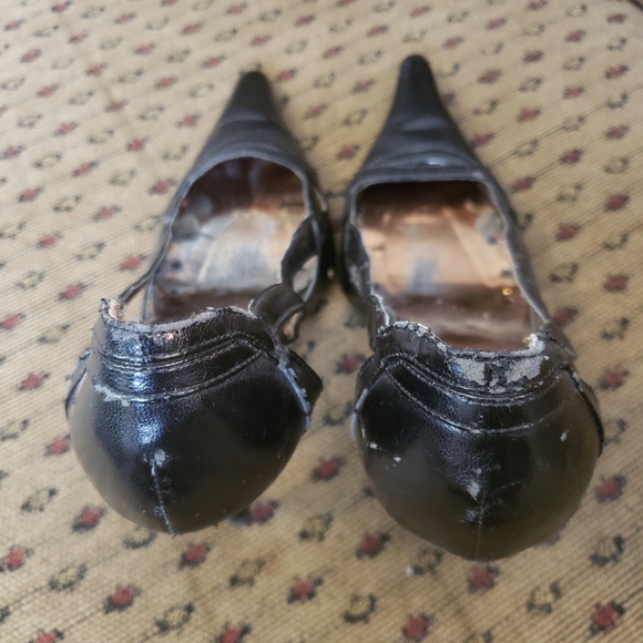 Extreme Pointy Toe Heels Costume Prop - Picture 5 of 8